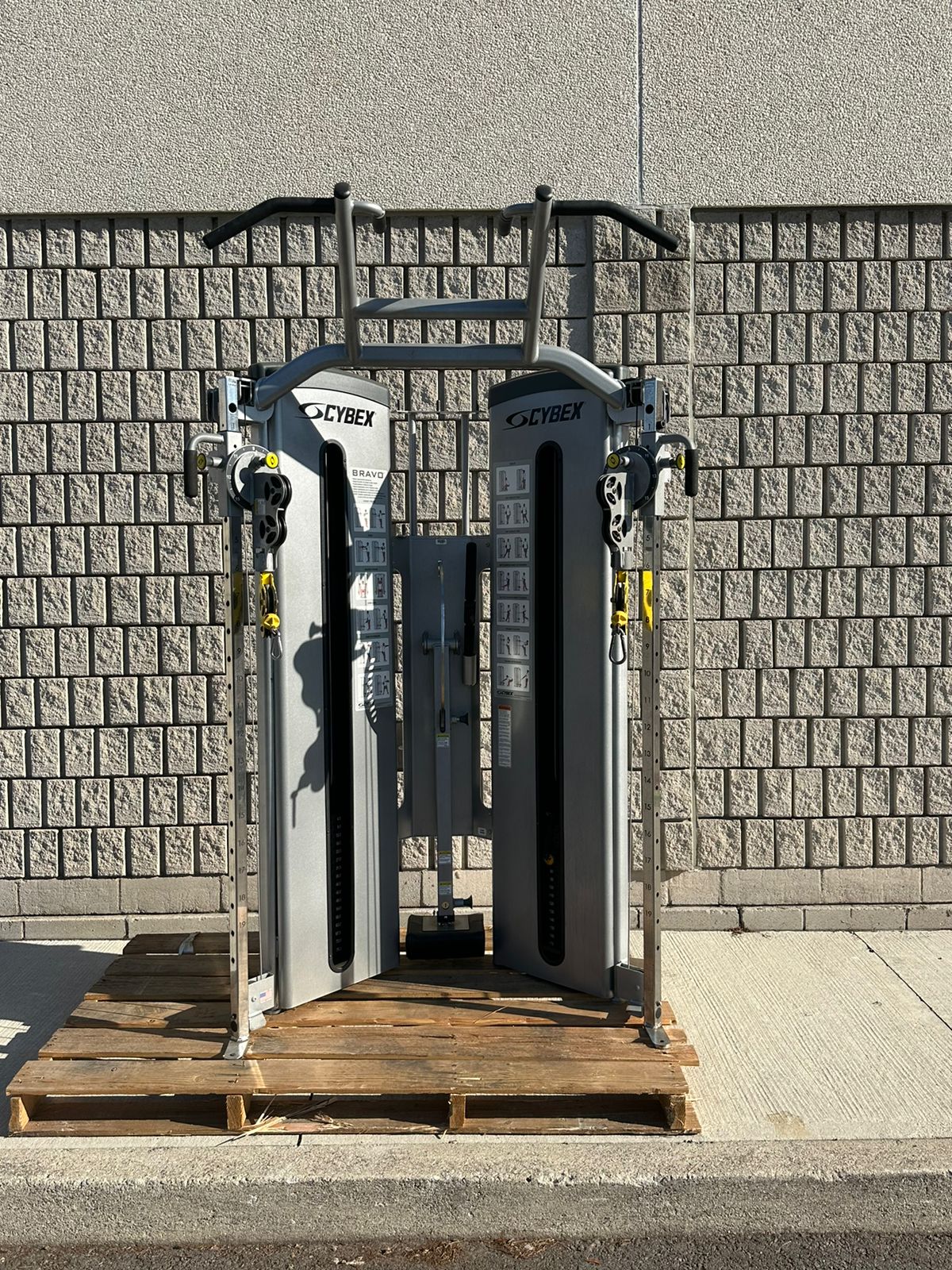 USED BRAVO ADVANCED FUNCTIONAL TRAINER Pure Muscle Athletics