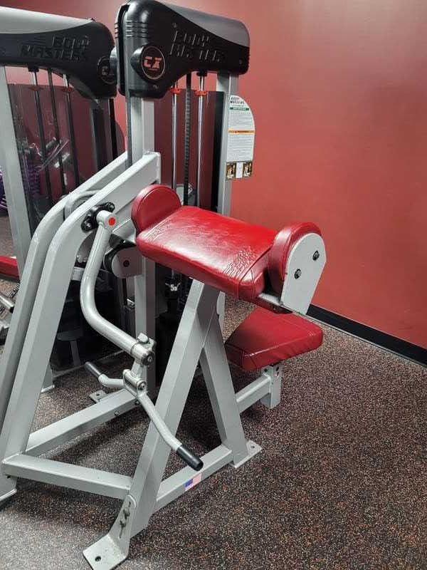 USED BODY MASTERS CX 410 BICEP CURL