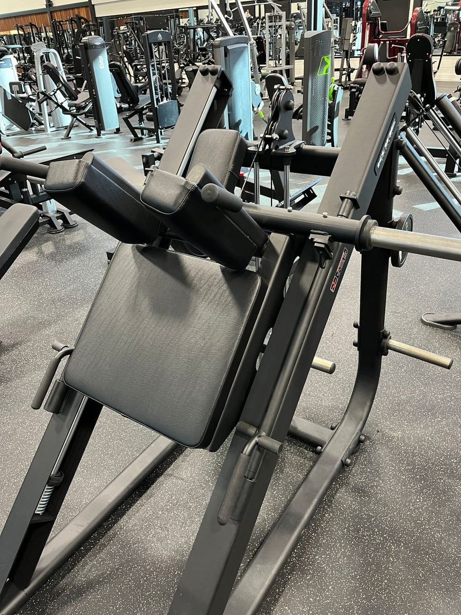 Hack Squat Plate Loaded
